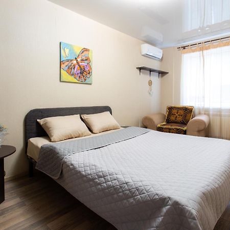 Apartment On 23 Serpnya 카리프 외부 사진