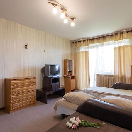 Apartment On 23 Serpnya 카리프 외부 사진