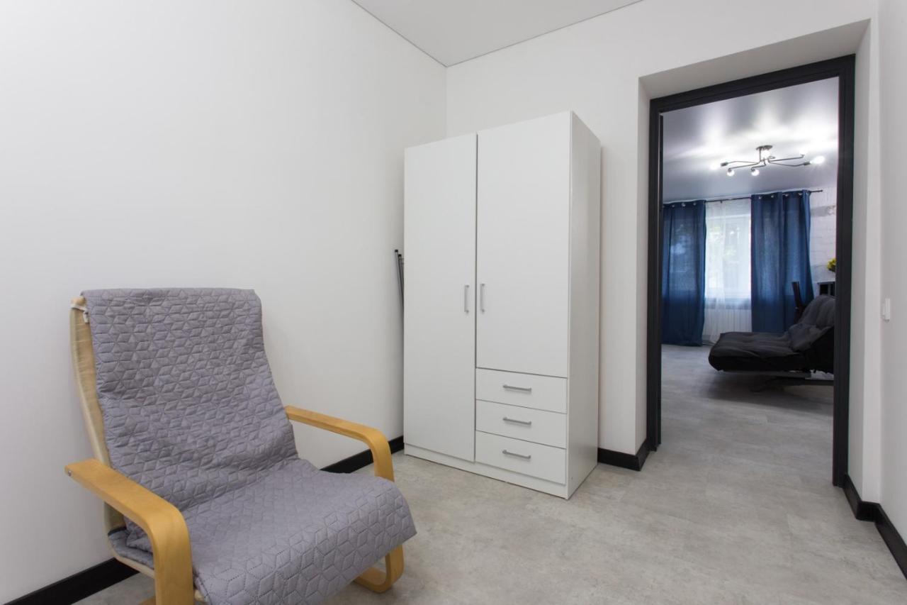 Apartment On 23 Serpnya 카리프 외부 사진