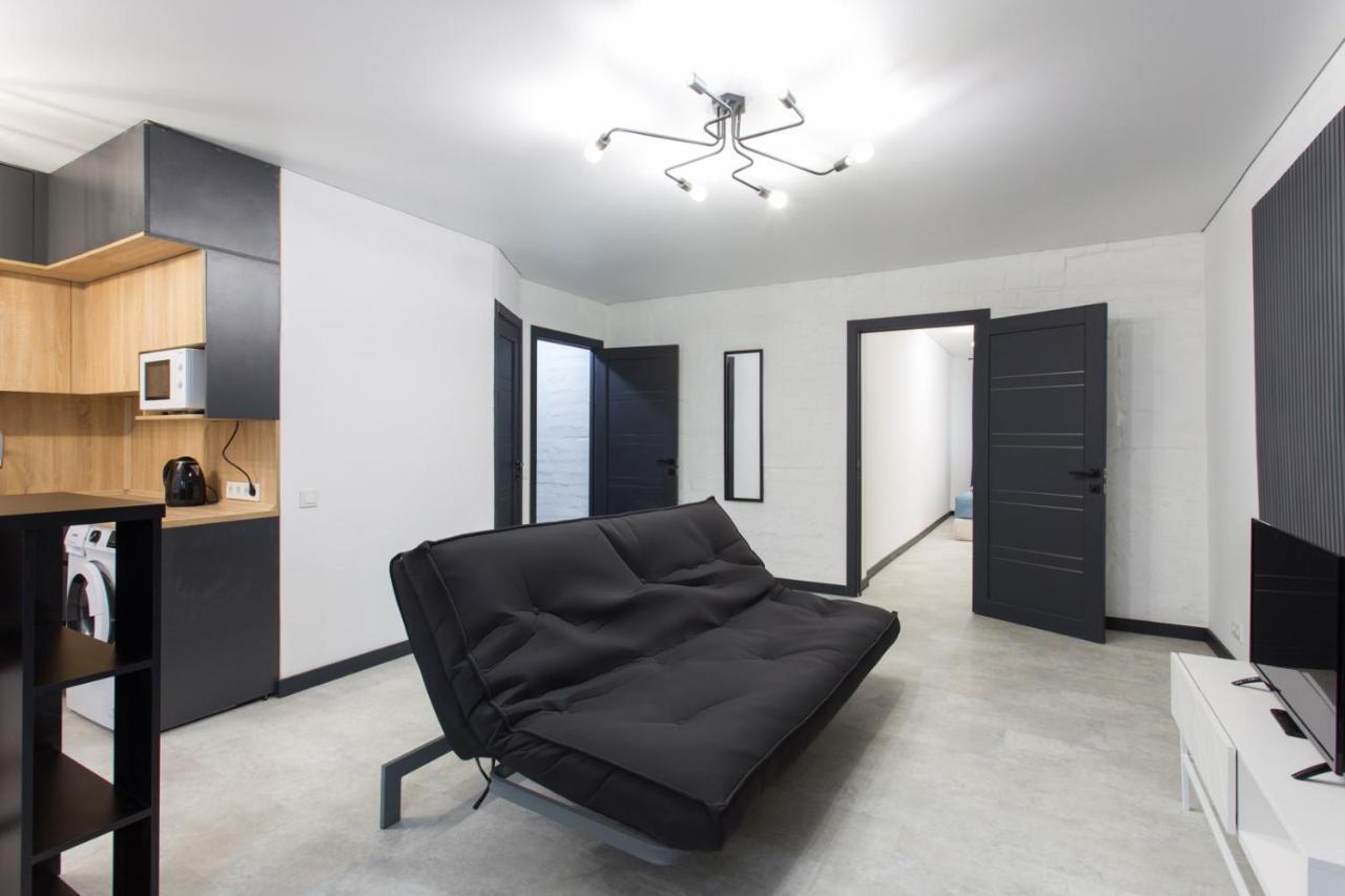 Apartment On 23 Serpnya 카리프 외부 사진
