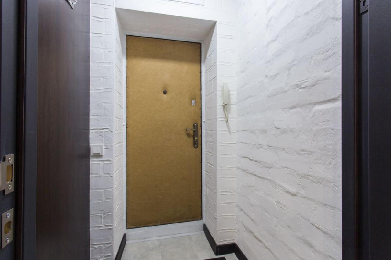 Apartment On 23 Serpnya 카리프 외부 사진