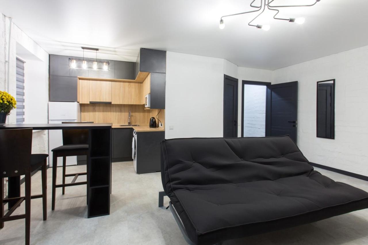 Apartment On 23 Serpnya 카리프 외부 사진