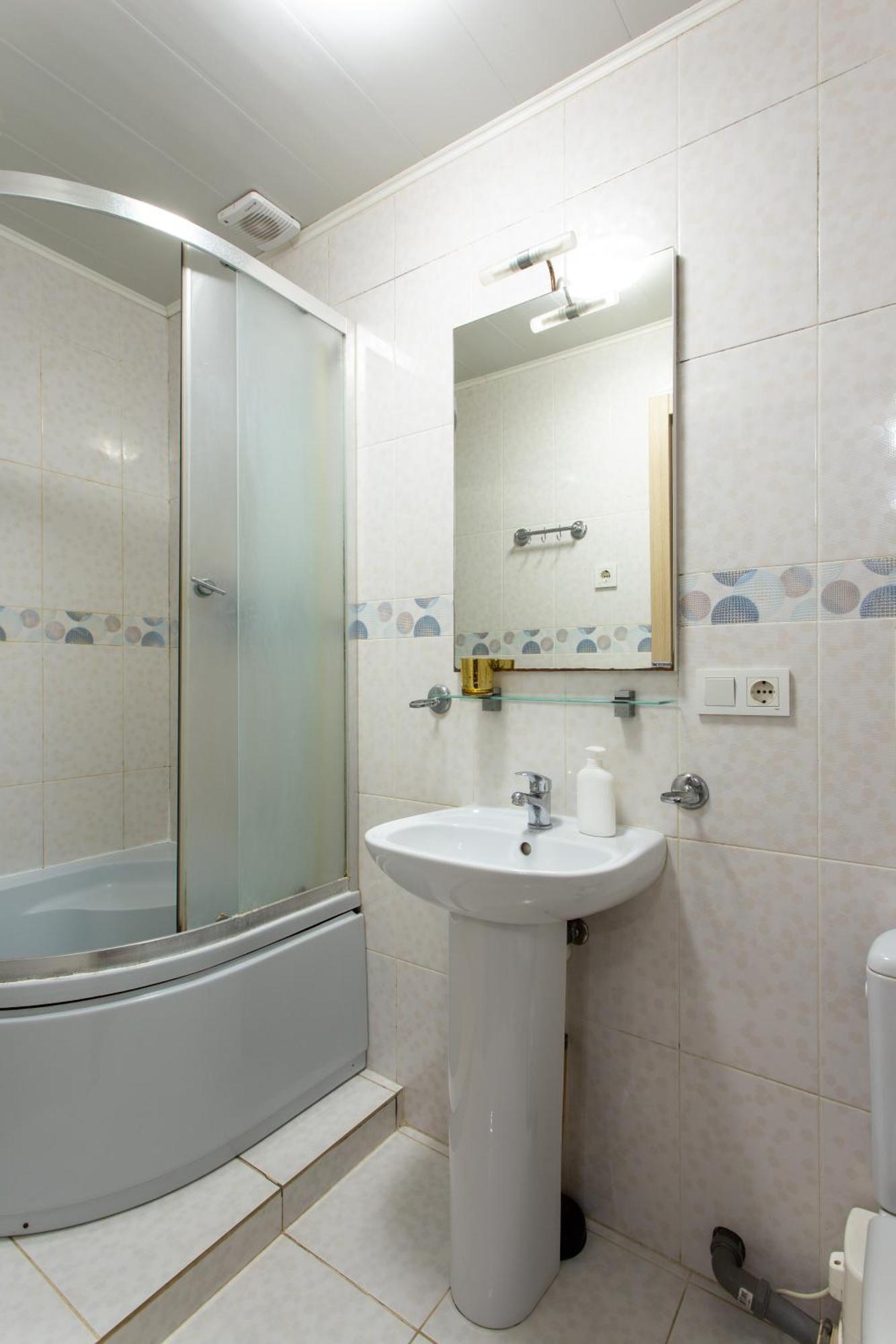 Apartment On 23 Serpnya 카리프 외부 사진