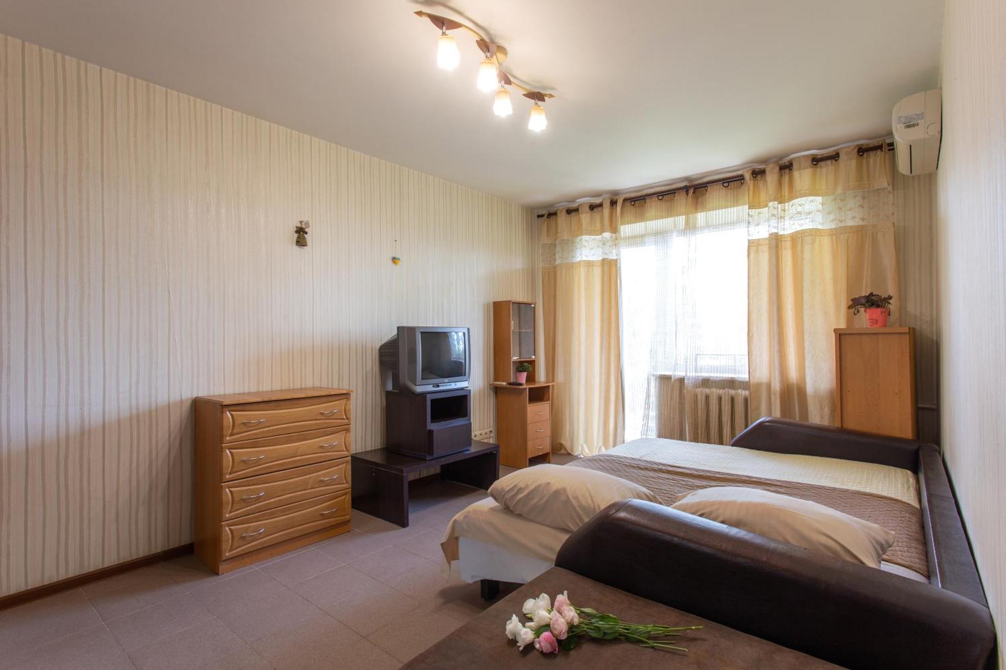 Apartment On 23 Serpnya 카리프 외부 사진