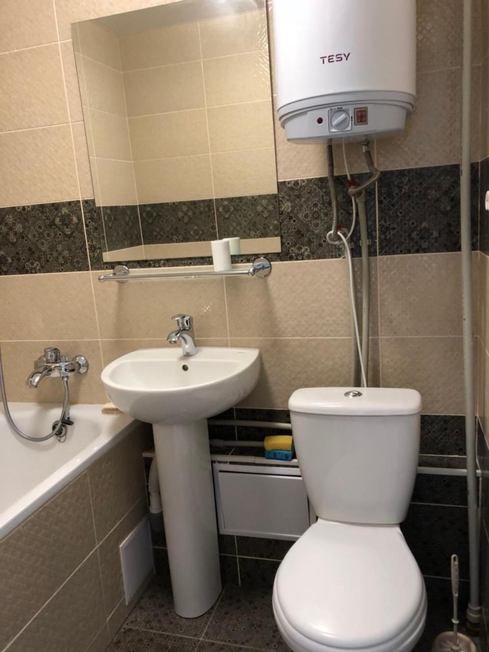 Apartment On 23 Serpnya 카리프 외부 사진